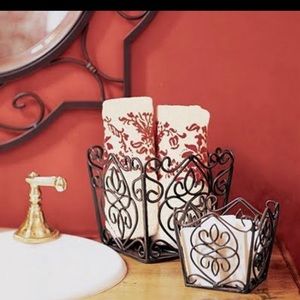 Southern Living Metal Baskets